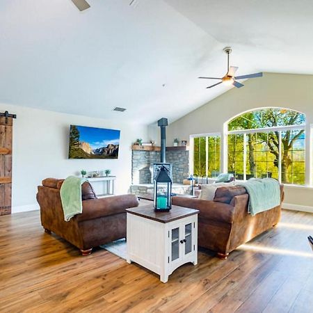Mystic Mountain Villa, 14 Miles From Yosemite Oakhurst Esterno foto