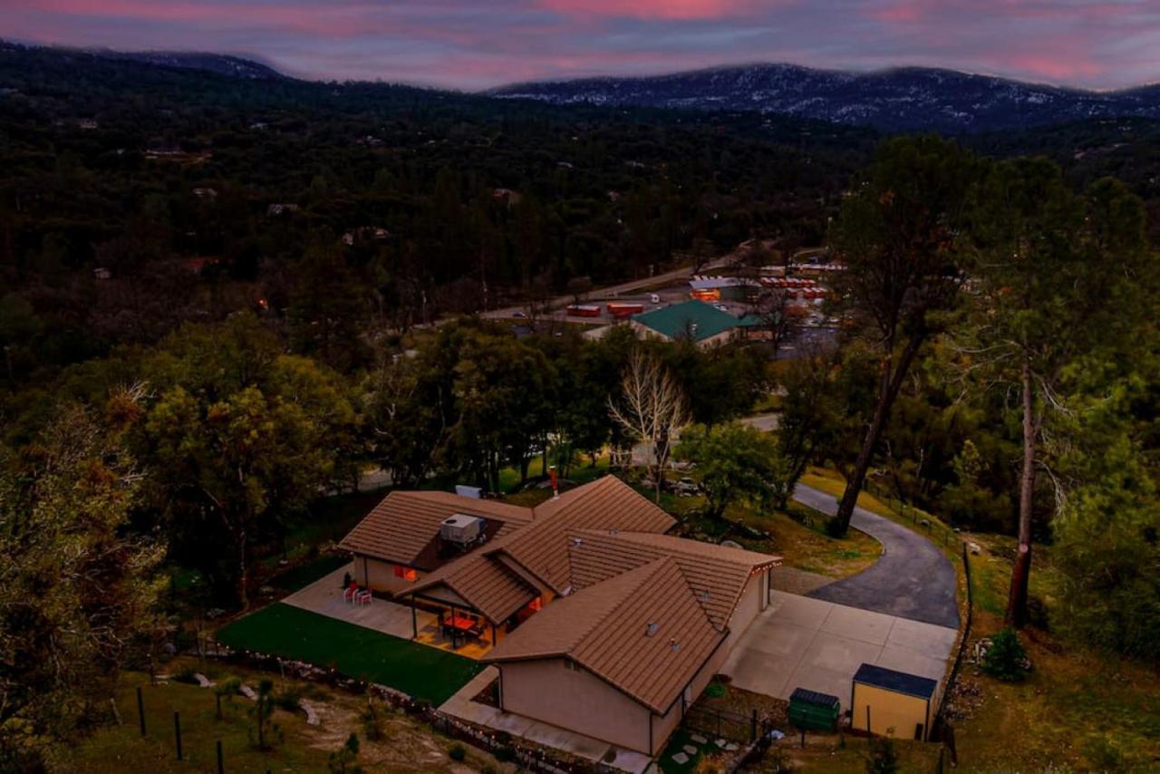 Mystic Mountain Villa, 14 Miles From Yosemite Oakhurst Esterno foto