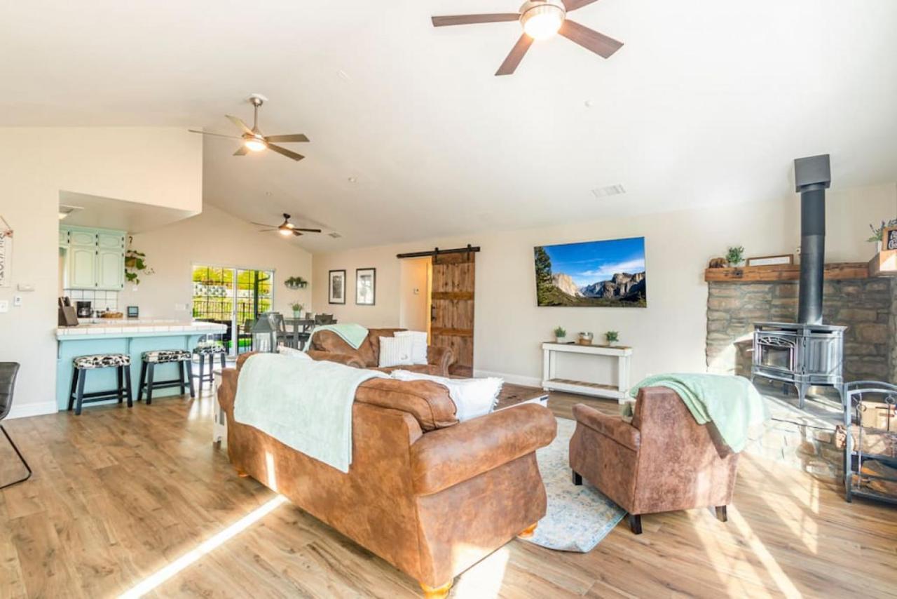 Mystic Mountain Villa, 14 Miles From Yosemite Oakhurst Esterno foto